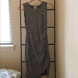 Tildon gray midi dress